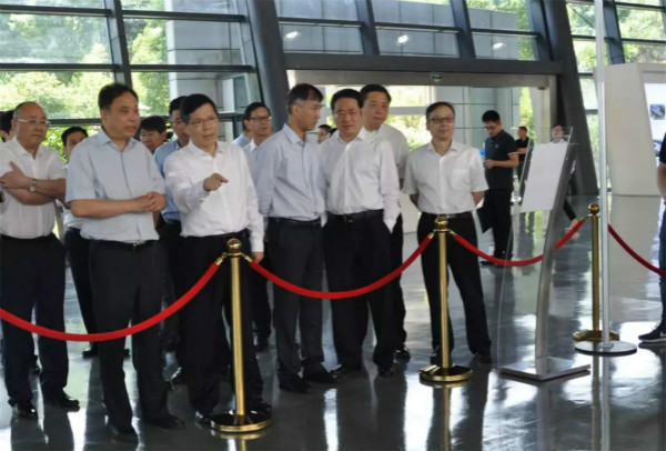 為什么說杭叉是個(gè)偉大的企業(yè)？杭州市市長(zhǎng)也來走訪調(diào)研！