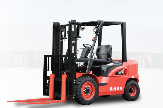你知道嗎？這樣保養(yǎng)內(nèi)燃叉車，簡直是在坑人！